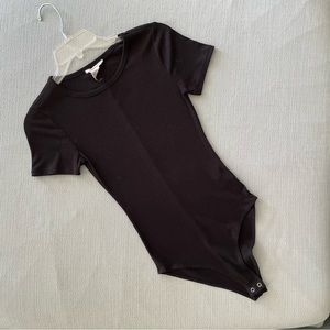 Short sleeve black jersey bodysuit